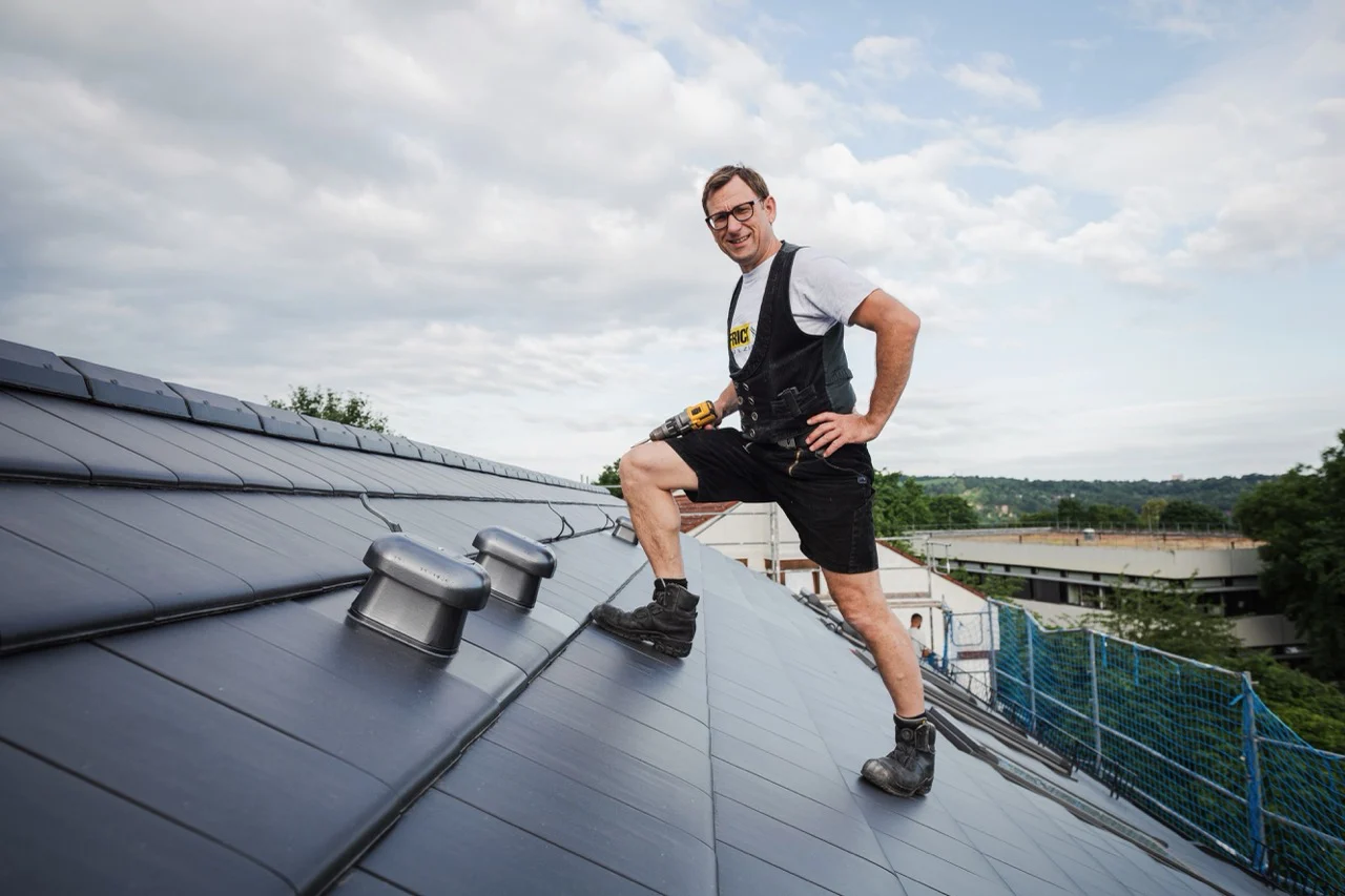 Frick Holzbau: Einbau eines Dachfensters in eine Dachkonstruktion Waiblingen